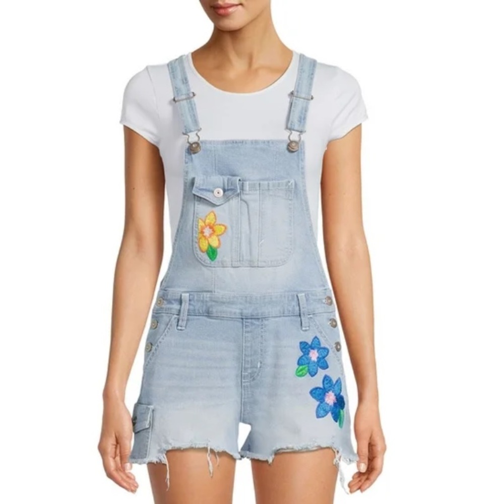 NO BOUNDARIES Juniors Embroidered Denim Shorts Overalls